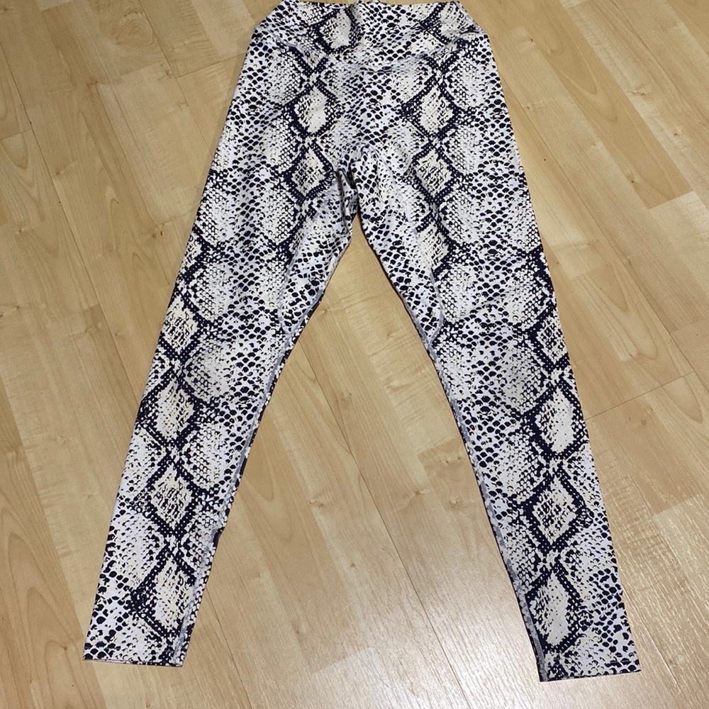 Balance Athletica - Ascend Pant in Python